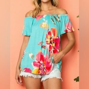 NWT Floral Flutter Sleeve Off the Shoulder Flowy Boho Top